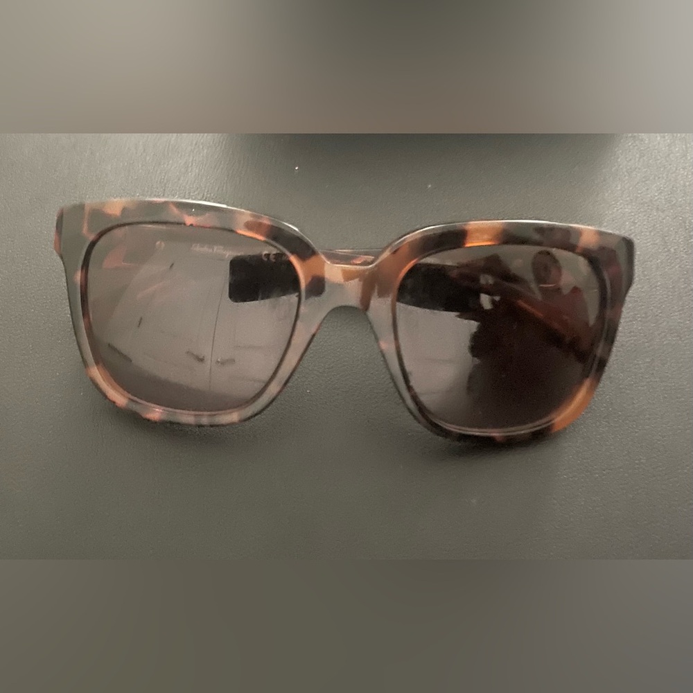 AUTHENTIC Salvatore Ferragamo Sunglasses